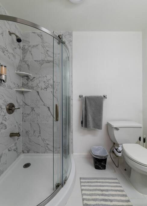 3Br Private Apartment Джърси Сити Екстериор снимка