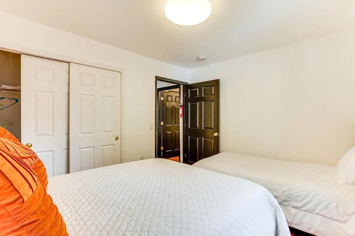 3Br Private Apartment Джърси Сити Екстериор снимка